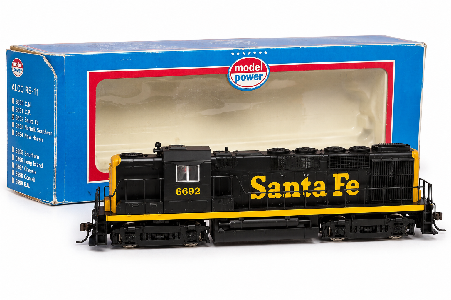 Model Power MP6692, 6692 ALCO RS-11 Santa Fe Diesel Locomotive No. 6692 – HO Gauge – Pre-Owned