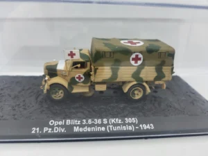 Diecast OpelBlitz46 DeAgostini Combat Tanks Collection – DA46 – Opel Blitz 3.6-36 S (Kfz. 305), 21. Pz.Div., Medenine (Tunisia) – 1943– 1:72 Die-Cast Model - 1:72 Scale PREOWNED