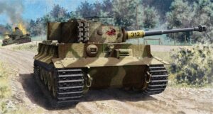Academy PKAY13431 German Army Tiger I Late WWII Heavy Tank - 1:72 Scale