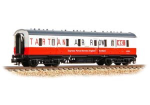 Graham Farish 374-892 LMS Stanier 50ft Full Brake Tartan Arrow - N Gauge