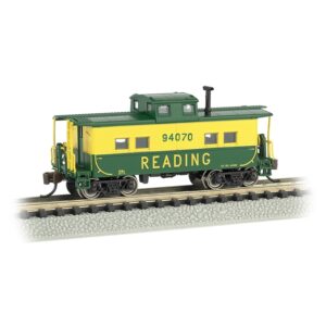 Bachmann USA 16857 Northeast Steel Caboose - Reading #94070 (Green & Yellow) - N Gauge