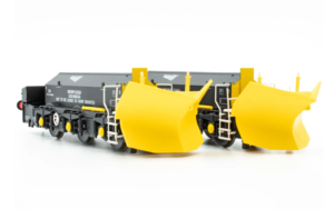 Accurascale ACC3043 Beilhack Snowplough ZZA ADB966098/099 Network Rail (ex Class 45) Twin Pack OO Gauge