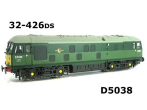 Bachmann 32-426DSP Class 24 D5038 In BR Two Tone Green Livery Sound Removed DCC READY OO Gauge PREOWNED