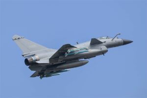 Trumpeter PKTM01698 Chinese Air Force PLAAF J-10C Vigorous Dragon Combat Aircraft - 1:72 Scale
