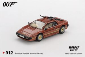 MiniGT MGT00912-007E James Bond - For Your Eyes Only - Lotus Esprit Turbo Copper Fire (RHD) - 1:64 Scale