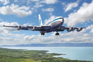 Roden PKROD319 US 1964 Boeing 720B Pan American Passenger Aircraft - 1:144 Scale