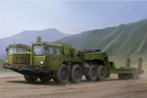 Trumpeter PKTM01056 Soviet Army MAZ7410 Tractor w /CHMZAP-5247G - 1:35 Scale