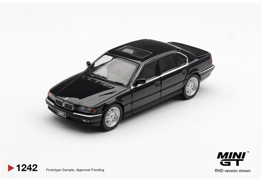 MiniGT MGT01242-R BMW 750IL Black Sapphire (RHD) - 1:64 Scale