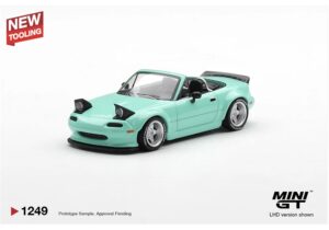 MiniGT MGT01249-R Mazda MX-5 (NA) Pandem Mint Green (RHD) - 1:64 Scale