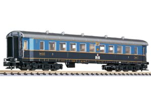 Liliput L364535 Passenger Coach, 3rd Class, 16 365, DRG 'Karwendel Express', Ep.II - N Gauge