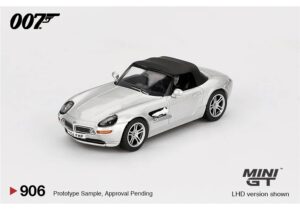 MiniGT MGT00906-007E James Bond - The World Is Not Enough - BMW Z8 (LHD) - 1:64 Scale