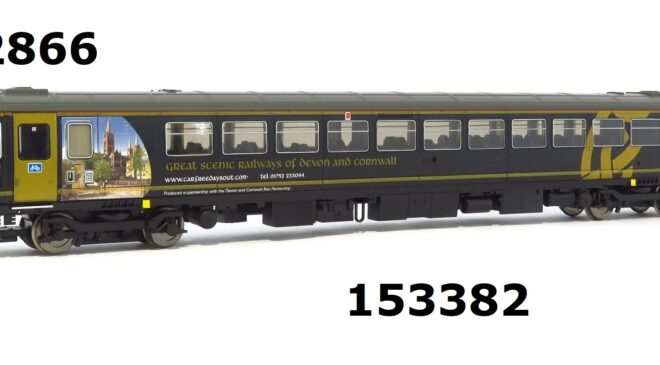 Hornby Class 153