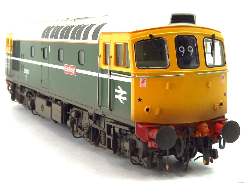 Heljan GM4240101P Class 33/0 33008 "Eastleigh" in BR Green Livery Full Yellow Ends Factory Weathered - OO Gauge PREOWNED as NEW DCC READY